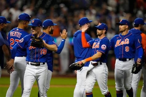 Mets’ clubhouse playing through uncertainty of trade deadline: ‘We can’t really control what’s going on in the front office’